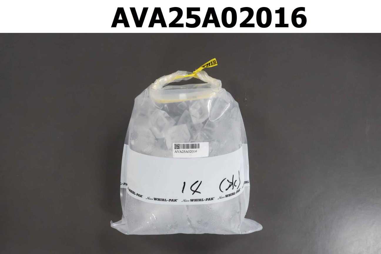 冰塊-1樓內廚房製冰機