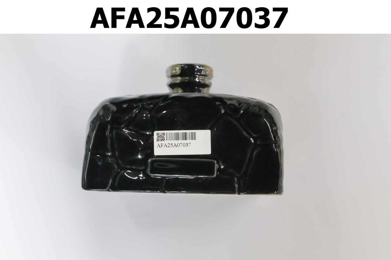 超人力霸王系列造型紀念酒-皮古蒙款「原色」 58度/0.5L(瓷瓶)