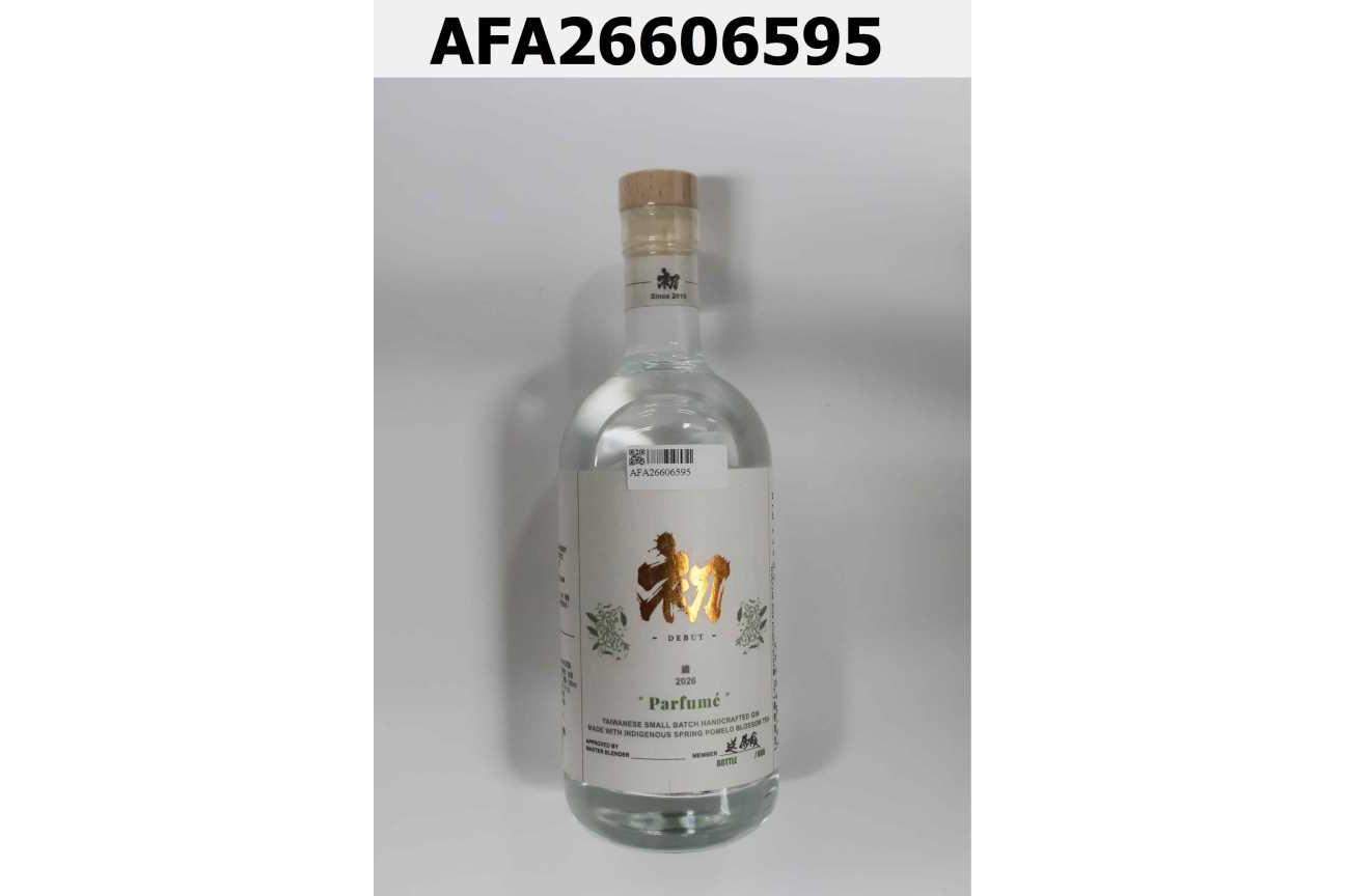 初琴酒 DEBUT GIN 薰 parfumé 2026 500ml 45%